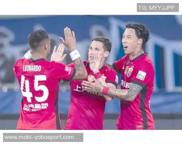 元旦佳节到来之际上海海港足球俱乐部向大家致以诚挚的感谢与美好祝福